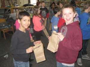 For-Mar Nature Representative Teaches Dillon Students about the Food Chain and Much More!