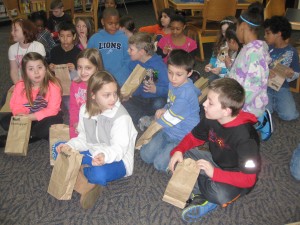 For-Mar Nature Representative Teaches Dillon Students about the Food Chain and Much More!