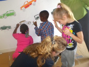 Dye 2nd Graders Paint a Mural at Patsy Lou's